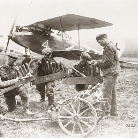 019 Troops Loading Grenade Trays