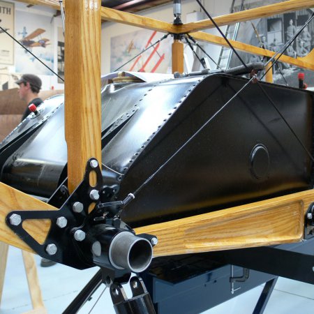 BE 2 C Main Fuel Tank