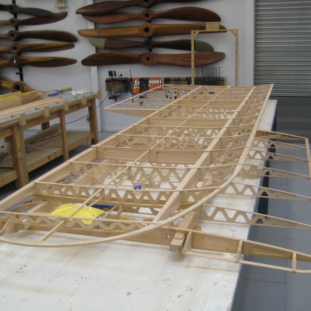 BE 2 C 069 Wing