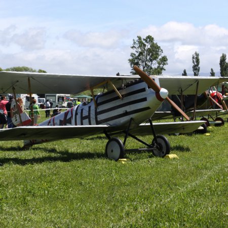 TVAL Remembrance Day Airshow