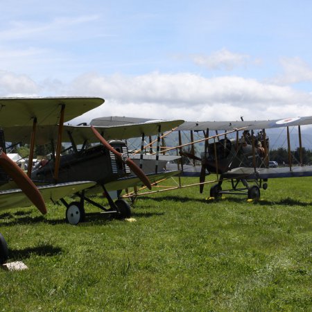 TVAL Remembrance Day Airshow