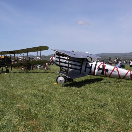 TVAL Remembrance Day Airshow