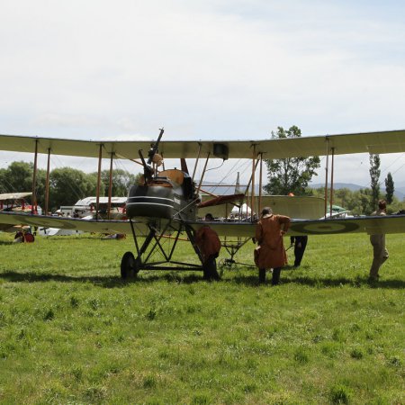 TVAL Remembrance Day Airshow