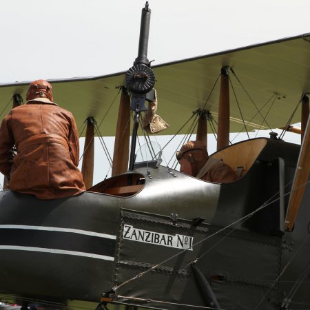 TVAL Remembrance Day Airshow