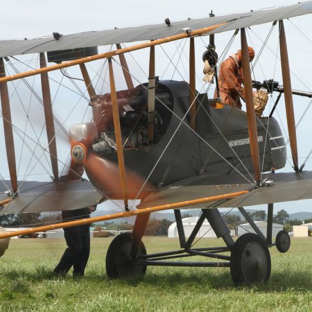 TVAL Remembrance Day Airshow