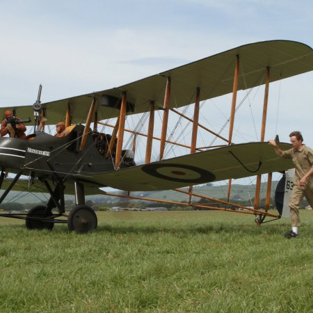 TVAL Remembrance Day Airshow