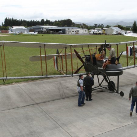 TVAL Remembrance Day Airshow