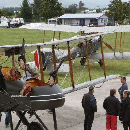 TVAL Remembrance Day Airshow