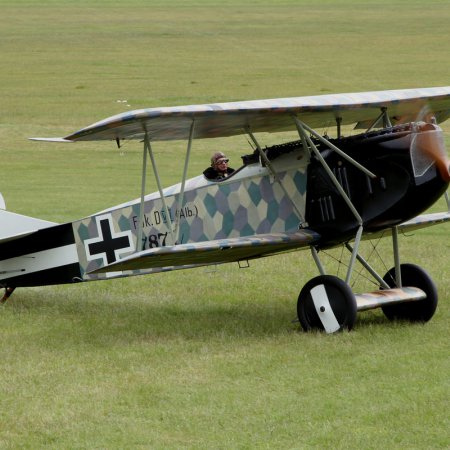 TVAL Remembrance Day Airshow